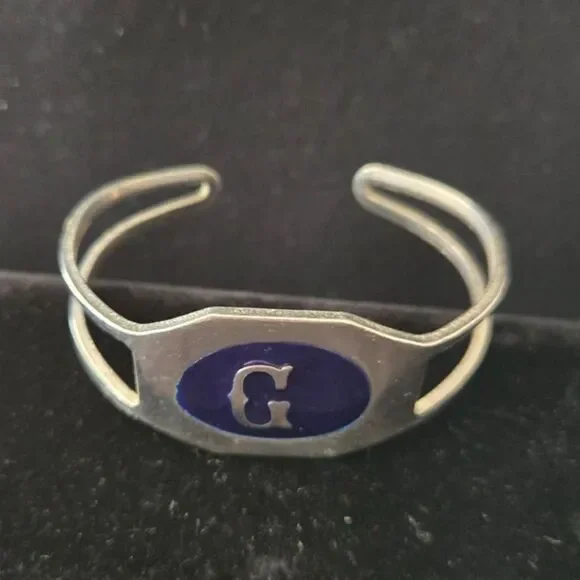 Vintage Silver Cuff Style "G" Bracelet - Picture 4 of 6